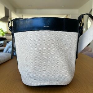 Soeur Adelaide bucket bag